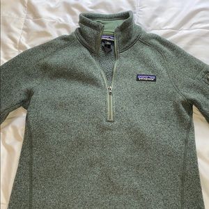 olive green patagonia better sweater 1/4 zip